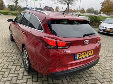 Hyundai i30 Wagon - 1.0 T-GDi 120pk i-Motion, Stoelverwarming, Stuurverwarming - 1