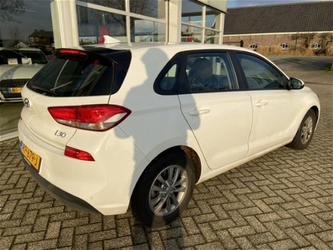 Hyundai i30 - 1.6 CRDi 110pk Comfort, Apple Carplay, Navigatie, Parkeersensore - 1