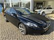 Volvo V40 - 1.6 T2 120PK Momentum, Xenon, Stoelverwarming, Parkeersensoren - 1 - Thumbnail