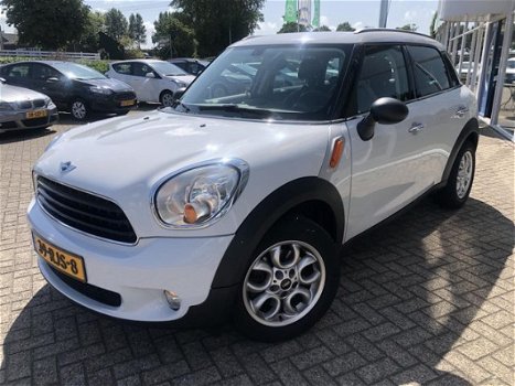 Mini Mini Countryman - 1.6 98pk One Pepper, Navigatie, Lm velgen, Climate control - 1