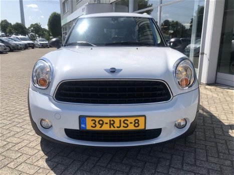 Mini Mini Countryman - 1.6 98pk One Pepper, Navigatie, Lm velgen, Climate control - 1