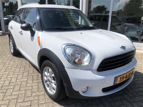 Mini Mini Countryman - 1.6 98pk One Pepper, Navigatie, Lm velgen, Climate control - 1