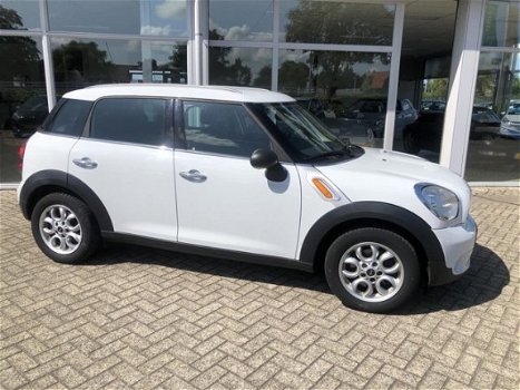 Mini Mini Countryman - 1.6 98pk One Pepper, Navigatie, Lm velgen, Climate control - 1