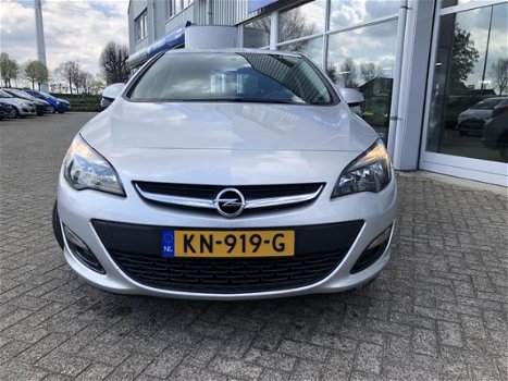 Opel Astra - 1.4 100pk Edition, Airco, Lm velgen, Cruise control - 1