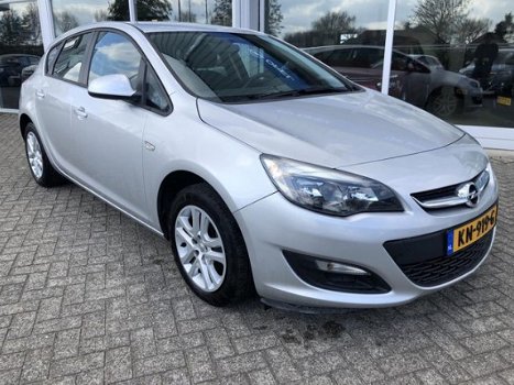 Opel Astra - 1.4 100pk Edition, Airco, Lm velgen, Cruise control - 1