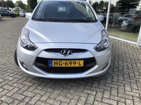 Hyundai ix20 - 1.6i 125pk Automaat, All Seasons, Stoelverwarming, Parkeersensor - 1