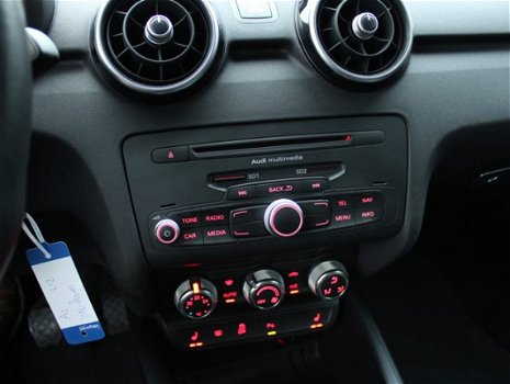 Audi A1 Sportback - 1.2 TFSI Ambition Pro Line, Navigatie, Xenon, 5-persoons, Zeer nette auto - 1