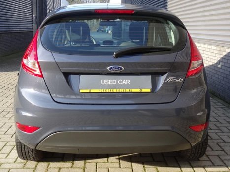 Ford Fiesta - 1.25 60PK 5D CHAMPIONS EDITION - 1