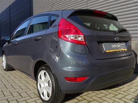 Ford Fiesta - 1.25 60PK 5D CHAMPIONS EDITION - 1