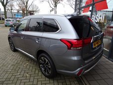 Mitsubishi Outlander - 2.0 PHEV instyle *PRIJS IS INCL. BTW *4WD* LEDER*NAVIGATIE*CLIMATE CONTROL* C