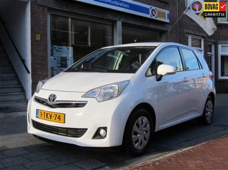 Toyota Verso S - 1.3 VVT-i Comfort Navigatie, Airco, Cruise Control - 1