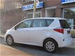 Toyota Verso S - 1.3 VVT-i Comfort Navigatie, Airco, Cruise Control - 1 - Thumbnail