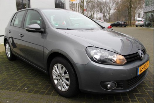 Volkswagen Golf - 1.4 16V 59KW 5D Easyline NAV / CRUISE - 1