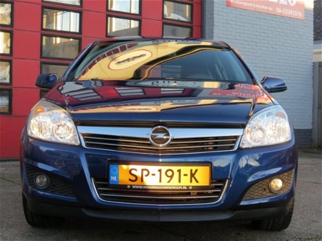 Opel Astra - 1.6 Essentia //127.000 km, Automaat, Airco // - 1