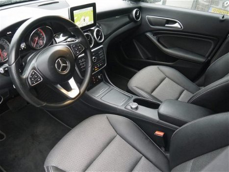 Mercedes-Benz CLA-klasse Shooting Brake - 200 CDI Edition *Navigatie*Xenon - 1