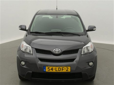 Toyota Urban Cruiser - 1.3 Dynamic | Cruise control | Parkeersensoren | Trekhaak | - 1