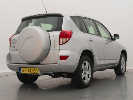 Toyota RAV4 - 2.0 VVTi Linea Terra | Leder | Navigatie | Sensoren - 1