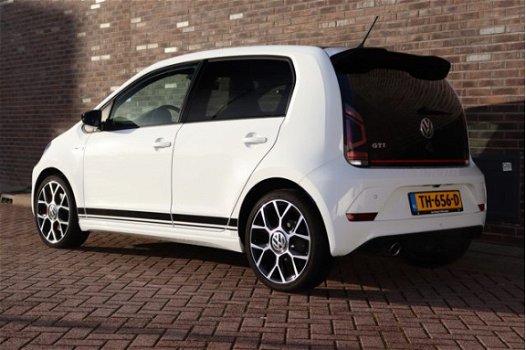 Volkswagen Up! - 1.0 TSi GTi 5-drs | DAB | Zwart dak | 116pk | Cruise control | Stoelverwarming | - 1