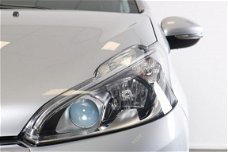 Peugeot 208 - Blue Lion 1.2 82PK 5-DRS | NAVI | AIRCO | PDC | BLUETOOTH | DAB+ | METALLIC |