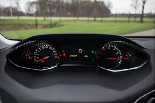 Peugeot 308 SW - 1.2 PureTech Blue Lease Premium , Panoramadak, Navigatie, Stoelverwarming, - 1