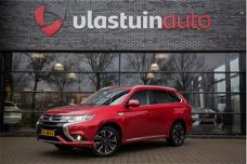 Mitsubishi Outlander - 2.0 PHEV Executive Edition Ex. BTW, Trekhaak, Achteruitrijcamra, Navigatie,