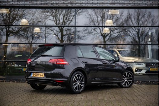 Volkswagen Golf - 1.4 TSI Highline , PDC, Achteruitrijcamera, Navigatie, - 1