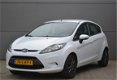 Ford Fiesta - 1.25 60PK Limited 5-deurs, Airco, CV, LMV 15´´, Trekhaak, - 1 - Thumbnail