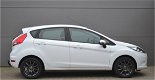 Ford Fiesta - 1.25 60PK Limited 5-deurs, Airco, CV, LMV 15´´, Trekhaak, - 1 - Thumbnail