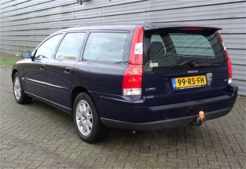 Volvo V70 - 2.4 170 pk Edition | navi | meeneemprijs - 1