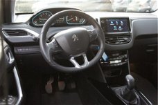 Peugeot 2008 - 1.2 PT AndroidAuto/Carplay/Cruise/ClimaLED/Navi/PDC 110pk Allure RIJKLAAR €17.798
