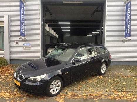 BMW 5-serie Touring - 525d Business Line Airco/Navi/Leer - 1