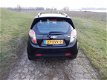 Chevrolet Spark - 1.0 16V LS Bi-Fuel ZUINIG RIJDEN Nieuwe APK 1e eigenaar - 1 - Thumbnail