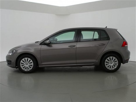 Volkswagen Golf - 1.6 TDI 5-DEURS + NAVIGATIE / TREKHAAK - 1