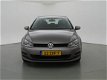 Volkswagen Golf - 1.6 TDI 5-DEURS + NAVIGATIE / TREKHAAK - 1 - Thumbnail