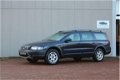 Volvo XC70 - 2.5 T AWD AUTOMAAT YOUNGTIMER BTW AUTO - 1 - Thumbnail