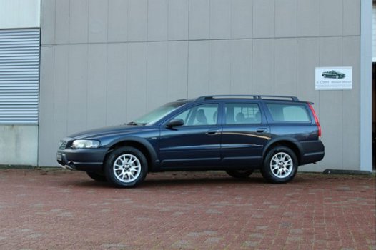 Volvo XC70 - 2.5 T AWD AUTOMAAT YOUNGTIMER BTW AUTO - 1