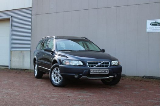 Volvo XC70 - 2.5 T AWD AUTOMAAT YOUNGTIMER BTW AUTO - 1