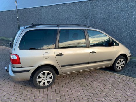 Ford Galaxy - 1.9 TDI Futura | AUTOMAAT | APK T/M 11-5-2020 | 1E EIGENAAR | NETTE STAAT - 1