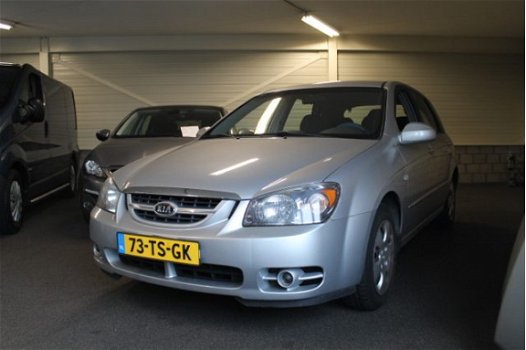 Kia Cerato - 1.6-16V LX - 1