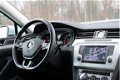 Volkswagen Passat - 1.6 TDI 120 pk DSG Automaat Connected Series | Navigatie | Parkeersensoren | LED - 1 - Thumbnail
