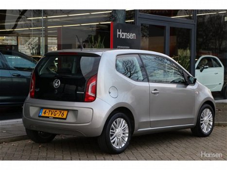 Volkswagen Up! - 1.0 up Edition BlueMotion I Navi I Airco I LM-Velgen - 1