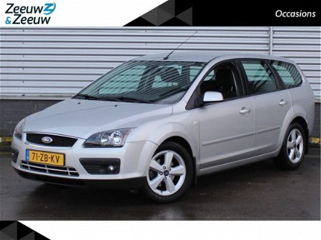 Ford Focus Wagon - 1.6-16V Futura | Airco | Nieuwe APK | Autom. verlichting | Voorruitverw. | - 1