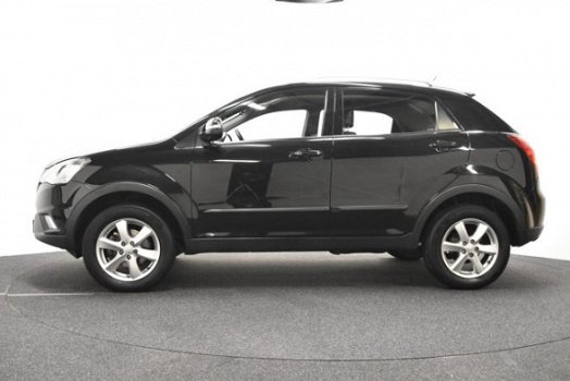 SsangYong Korando - 2.0 E 2WD QUARTZ - 1