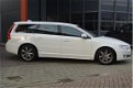 Volvo V70 - D2 Momentum - 1 - Thumbnail