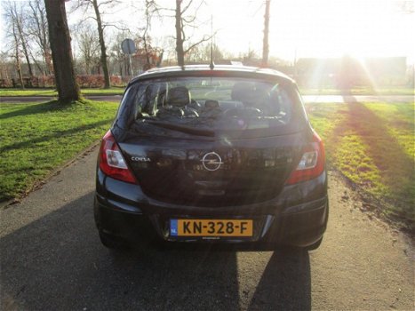 Opel Corsa - 1.2-16V Cosmo 5 deurs.airco.cruise control.electr.ramen.parkeer sensor.lm.wielen - 1