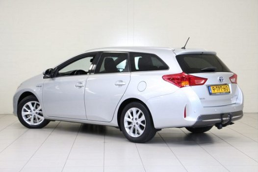 Toyota Auris Touring Sports - 1.8 Hybrid Lease+ PANORAMA + NAVIGATIE + AUTOMAAT - 1