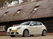Alfa Romeo Giulietta - 1.4 Turbo 170PK Sport/Nav/PDC/LEer/unieke kilomtrs - 1 - Thumbnail