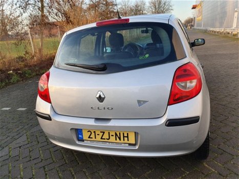 Renault Clio - 1.2-16V Special Line - 5 DEURS - AIRCO - BWJR 2008 - 1