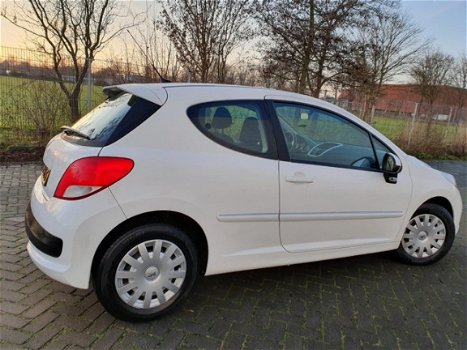 Peugeot 207 - 1.6 HDiF Blue Lease 99g - ZEER NETTE STAAT - 1