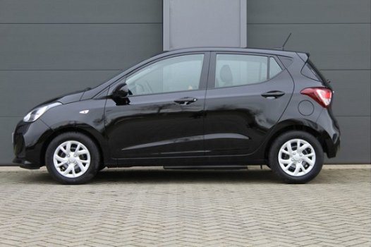 Hyundai i10 - 1.0i Comfort | Rijklaarprijs | Direct uit voorraad | € 1500 korting | 5 jaar fabrieksg - 1